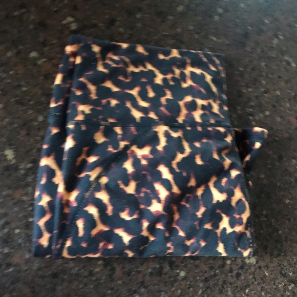 Guru Active Yoga Biker Shorts - Picture 5 of 8